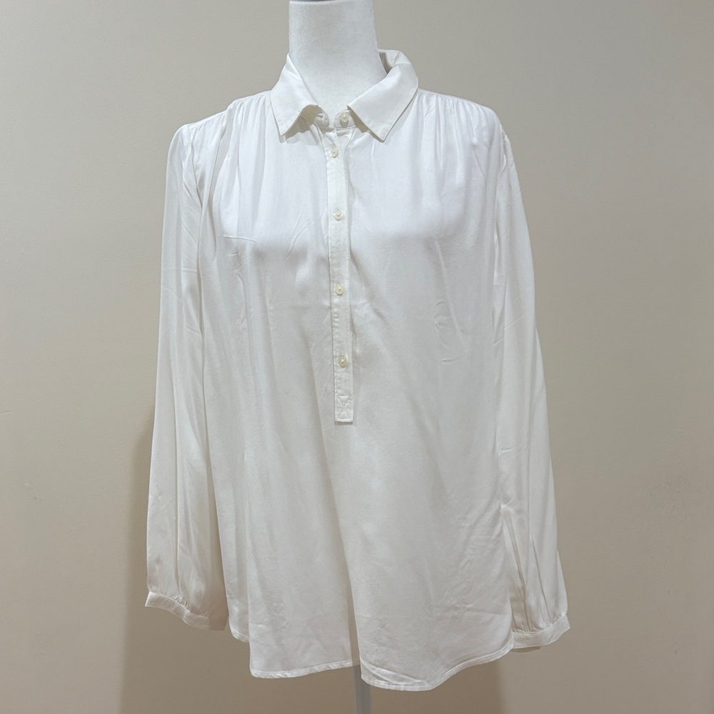 LOFT Outlet Blouse Half Placket